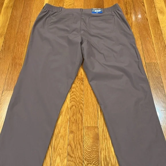 Women’s Brand New W/Tag KIRKLAND Signature Ankle Pants. Lightweight Size 10 - Picture 4 of 10